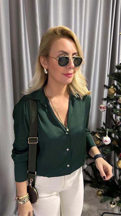 SEDEF DÜĞMELİ ZÜMRÜT YEŞİLİ SATEN GÖMLEK