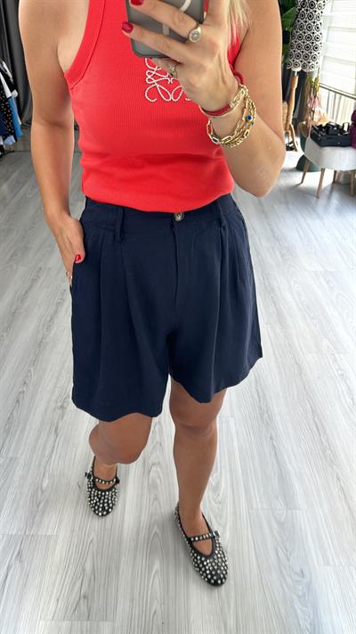 ŞEHİR BOY BEL ARKASI LASTİKLİ LACİVERT KETEN ŞORT