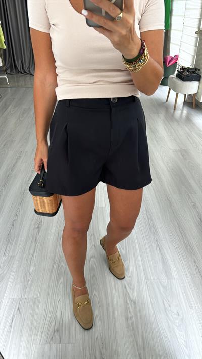 Şehir Boy, Cepli Siyah Şort