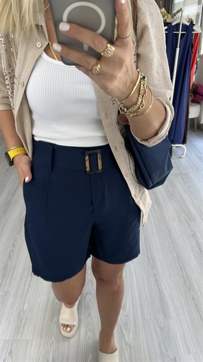 ŞEHİR BOY, KEMERLİ LACİVERT ŞORT