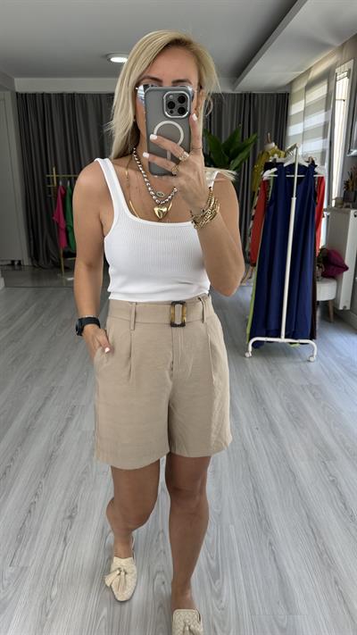 ŞEHİR BOY, KEMERLİ TAŞ RENGİ ŞORT