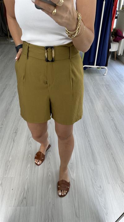 ŞEHİR BOY, KEMERLİ YAĞ YEŞİLİ ŞORT