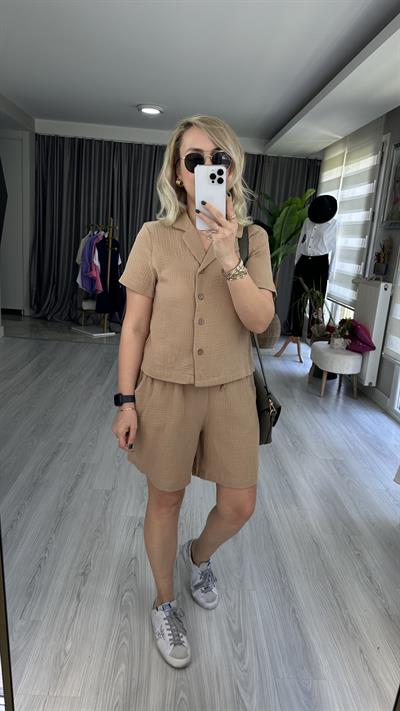 ŞEHİR BOY ŞORTLU, MÜSLİN, CAMEL İKİLİ TAKIM