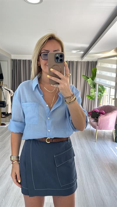 Sırt Düğme Detaylı Pamuklu Mavi Gömlek