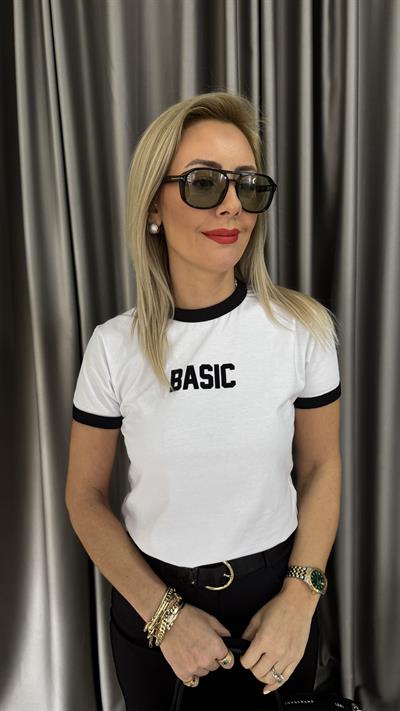 Siyah Biyeli Beyaz Basic Tişört