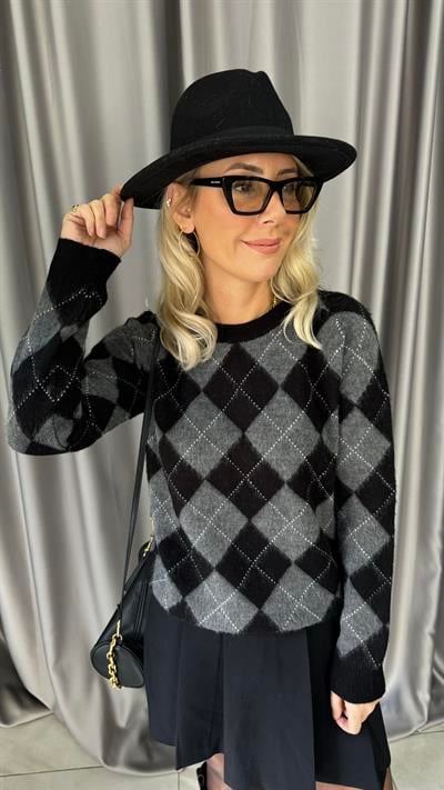 Siyah Gri Baklava Desen Triko Kazak