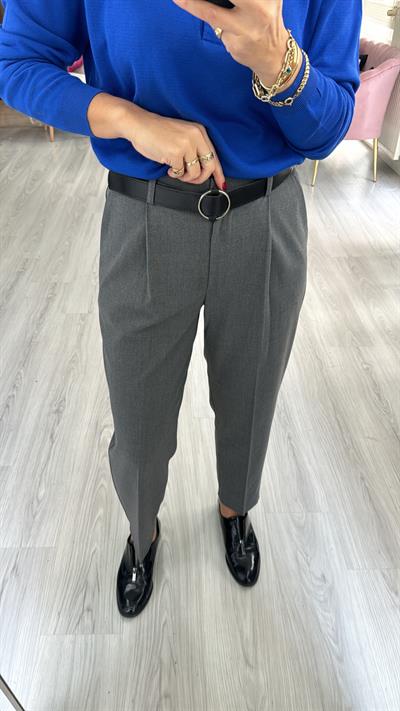 Siyah Kemerli Beli Lastikli Gri Pantolon