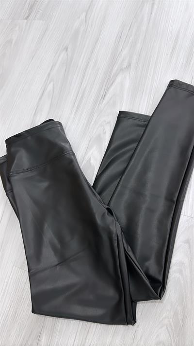 SİYAH MAT DERİ TAYT