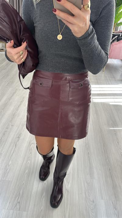 Süs Cep Detaylı Bordo Deri Etek