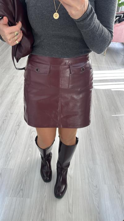 Süs Cep Detaylı Bordo Deri Etek
