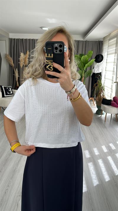 TAŞ BASKILI BEYAZ TİŞÖRT