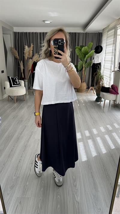 TAŞ BASKILI BEYAZ TİŞÖRT