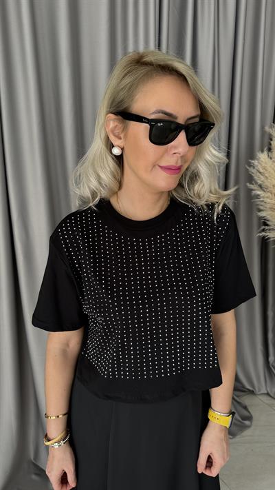 TAŞ BASKILI SİYAH TİŞÖRT