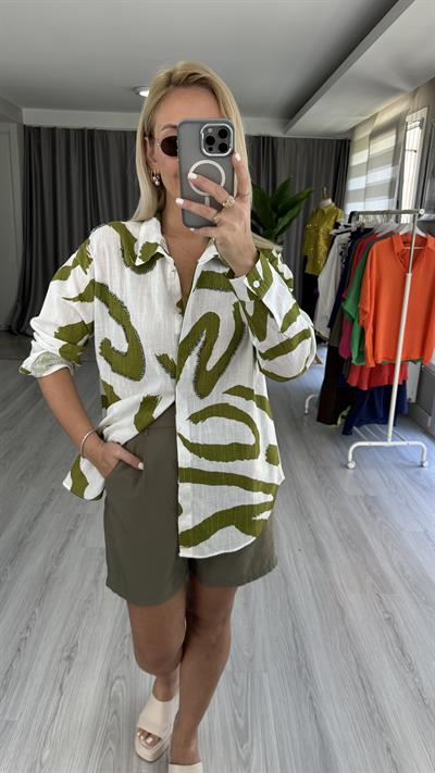 TAŞ İŞLEMELİ %100 COTTON YEŞİL BEYAZ GÖMLEK