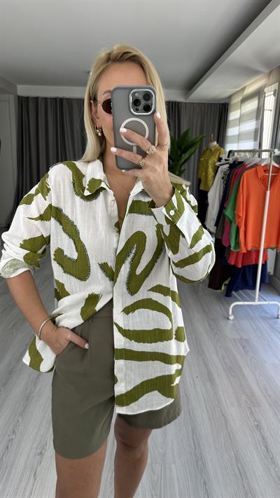 TAŞ İŞLEMELİ %100 COTTON YEŞİL BEYAZ GÖMLEK