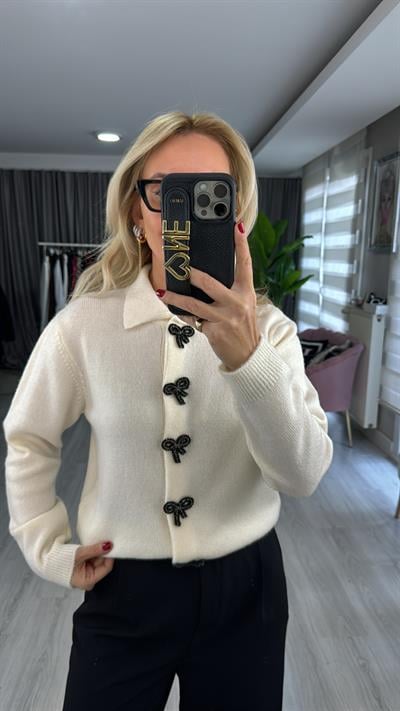 Taş Kurdele Detaylı Ekru Triko Hırka