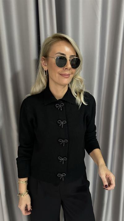 Taş Kurdele Detaylı Siyah Triko Hırka