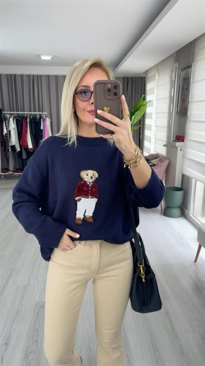 Teddy İşlemeli Lacivert Triko