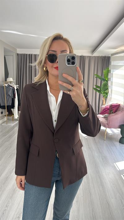 Tek Düğmeli Kapak Cepli Acı Kahve Ceket