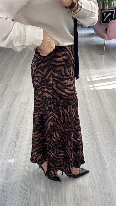 Tok Doku Zebra Desen Kahve Saten Etek