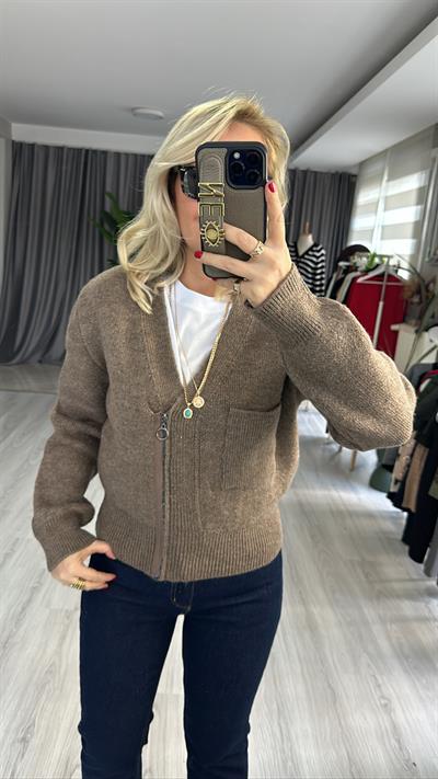 TOK DOKUDA FERMUARLI KOYU VİZON  HIRKA