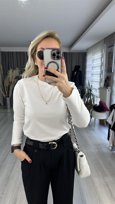 TOK DOKULU, VATKALI BASİC BEYAZ BLUZ