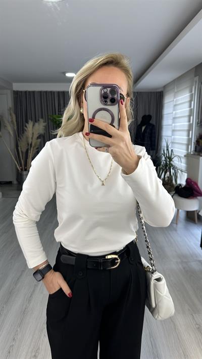 TOK DOKULU, VATKALI BASİC BEYAZ BLUZ