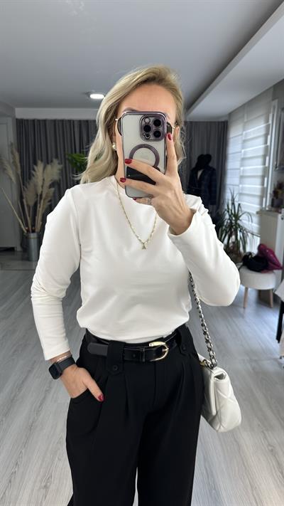 TOK DOKULU, VATKALI BASİC BEYAZ BLUZ