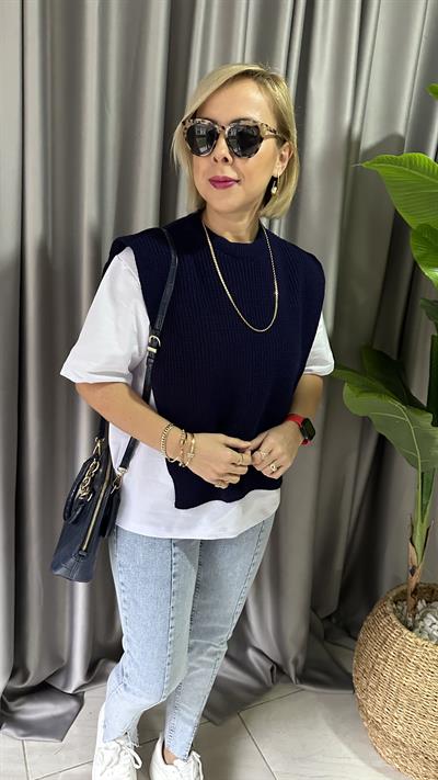 TRİKO DETAYLI TASARIM BLUZ