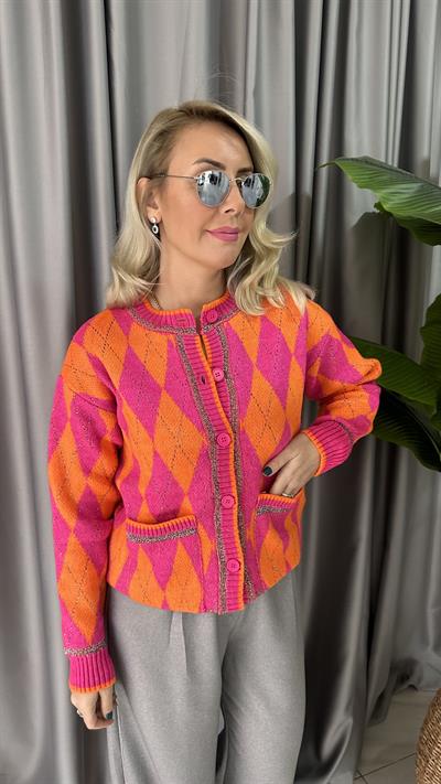 TURUNCU PEMBE BAKLAVA DESENLİ TRİKO HIRKA