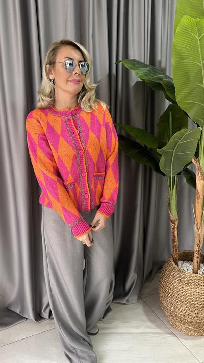 TURUNCU PEMBE BAKLAVA DESENLİ TRİKO HIRKA