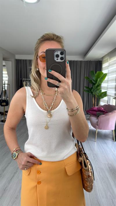 U Yaka Ekru Triko Bluz