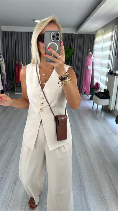 ÜÇ DÜĞMELİ, ASTARLI BEJ KETEN YELEK