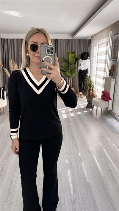 UZUN KOL, BEYAZ ŞERİTLİ, V YAKA SİYAH MERSERİZE TRİKO