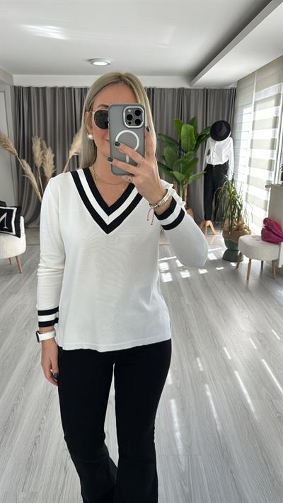 UZUN KOL, SİYAH ŞERİTLİ, V YAKA BEYAZ MERSERİZE TRİKO