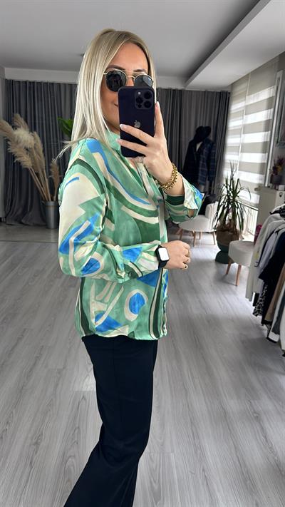 V YAKA DESENLİ GÖMLEK / MAVİ