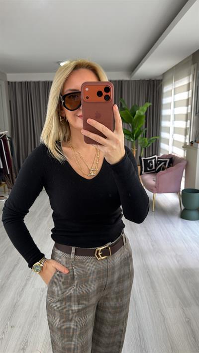 V Yaka Kaşmirli Siyah Ultra Hafif Triko