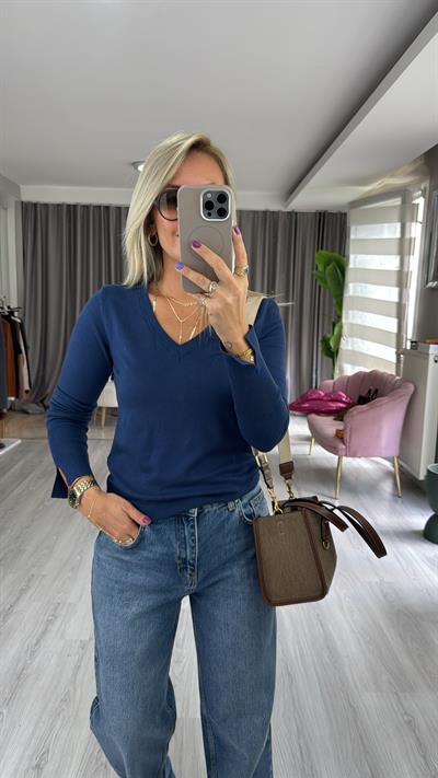 V Yaka Kolu Yırtmaçlı İndigo Dilvin Triko 