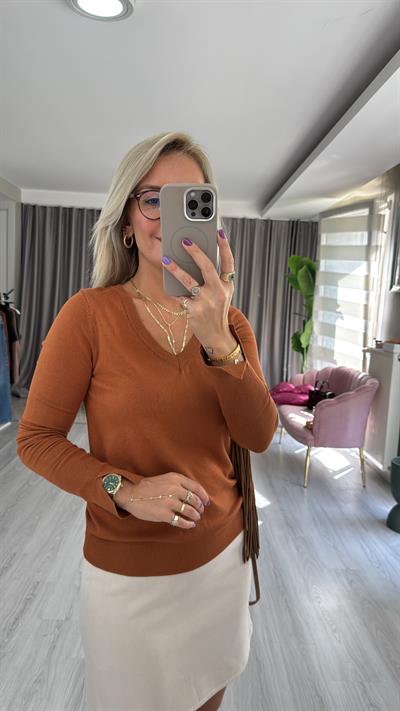 V Yaka Kolu Yırtmaçlı Karamel Dilvin Triko 