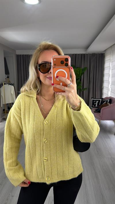 V Yaka Sarı Yumoş Hırka