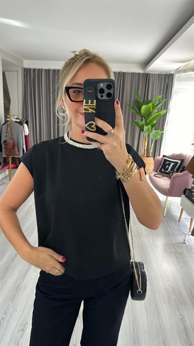 Yakası Taşlı Çelik Örme Siyah Bluz 