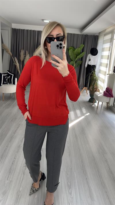 YANI YIRTMAÇLI KIRMIZI MERSERİZE TRİKO