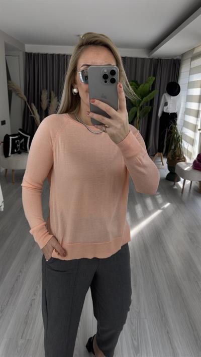 YANI YIRTMAÇLI ŞEFTALİ RENGİ MERSERİZE TRİKO