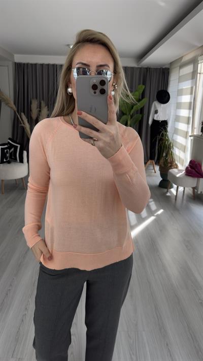 YANI YIRTMAÇLI ŞEFTALİ RENGİ MERSERİZE TRİKO