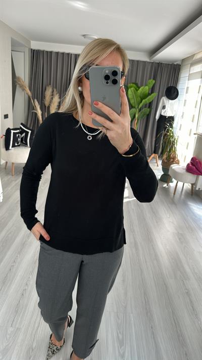 YANI YIRTMAÇLI SİYAH MERSERİZE TRİKO