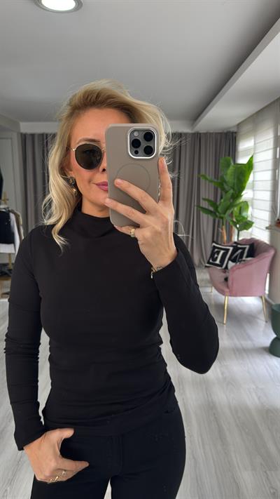 Yarım Balıkçı Yaka Siyah Dilvin Bluz