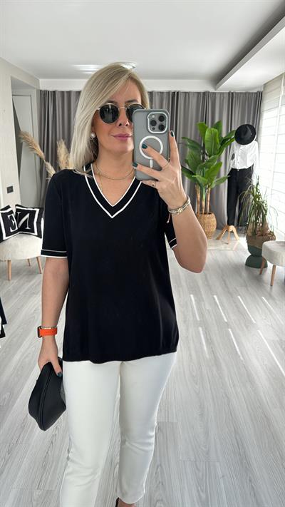 YARIM KOL, BEYAZ ŞERİTLİ, V YAKA SİYAH MERSERİZE TRİKO