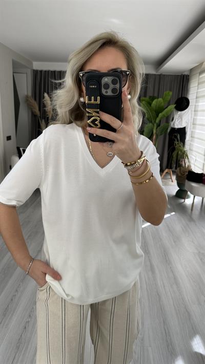 YARIM KOL, YAKA VE KOLU SİM DETAYLI EKRU TRİKO