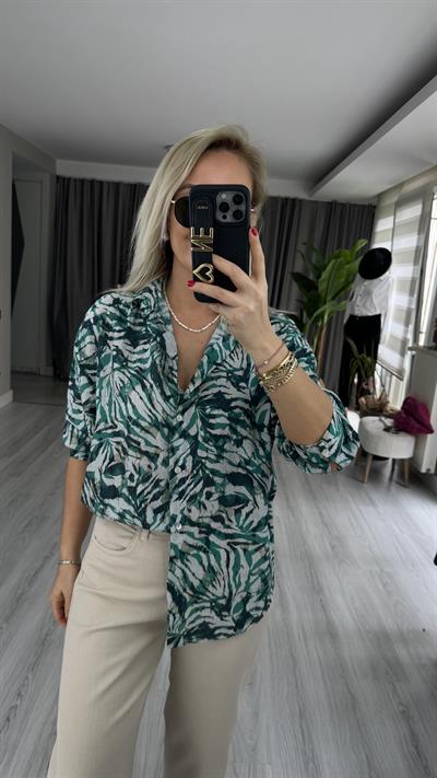 YEŞİL DESENLİ TENCEL GÖMLEK