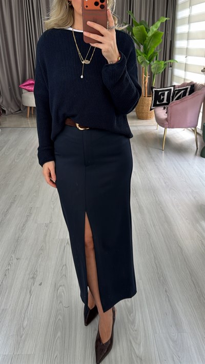 Yırtmaçlı Lacivert Midi Kalem Etek